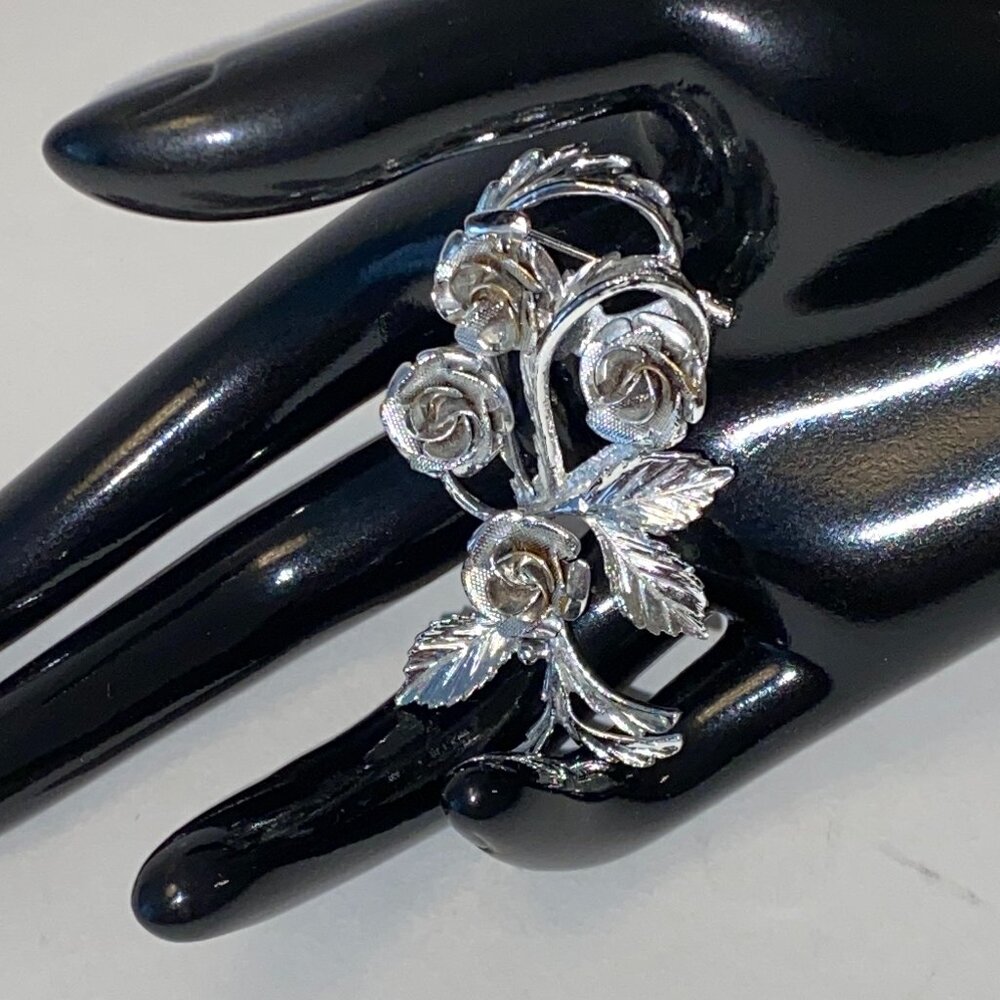 Vintage Signed Coro Silver Tone Brooch Pin Roses Bouquet Flowers